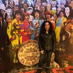 Meet your Posher, Sharone